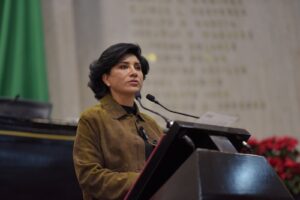 NOV11DIC2025ELIZABETH